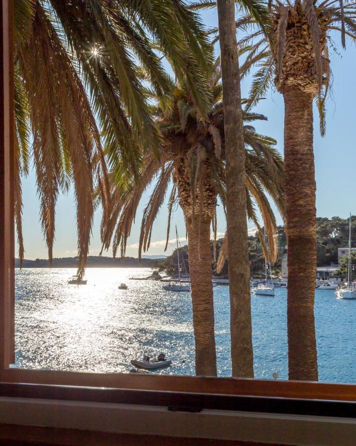 Deluxe Dreamy Room In The Center Of Hvar With Sea View Hvar Town Exteriör bild